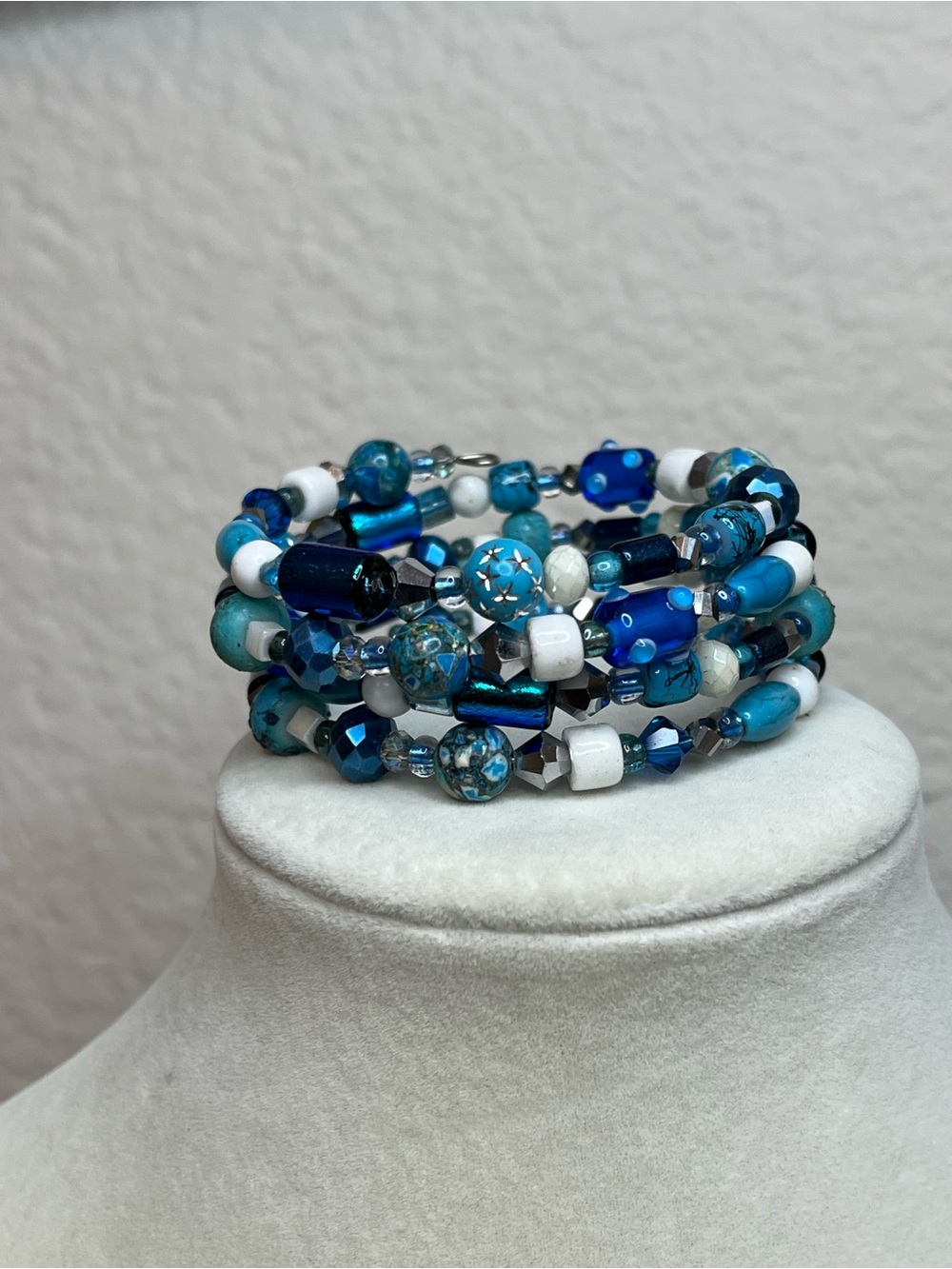 Blue art glass wire bracelet